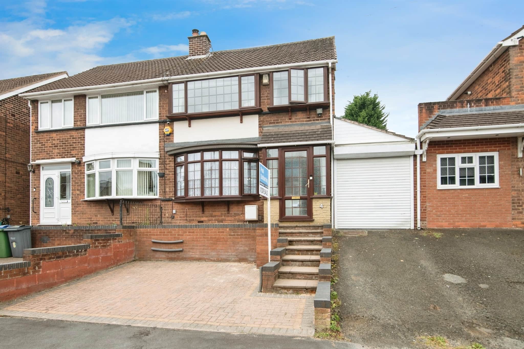 Property at Leslie Rise, Tividale, Oldbury