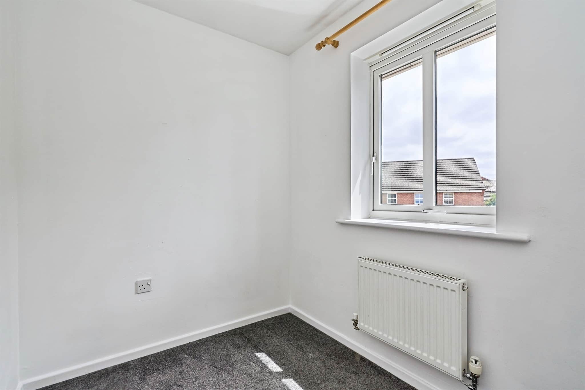 Property at Manifold Way, Wednesbury