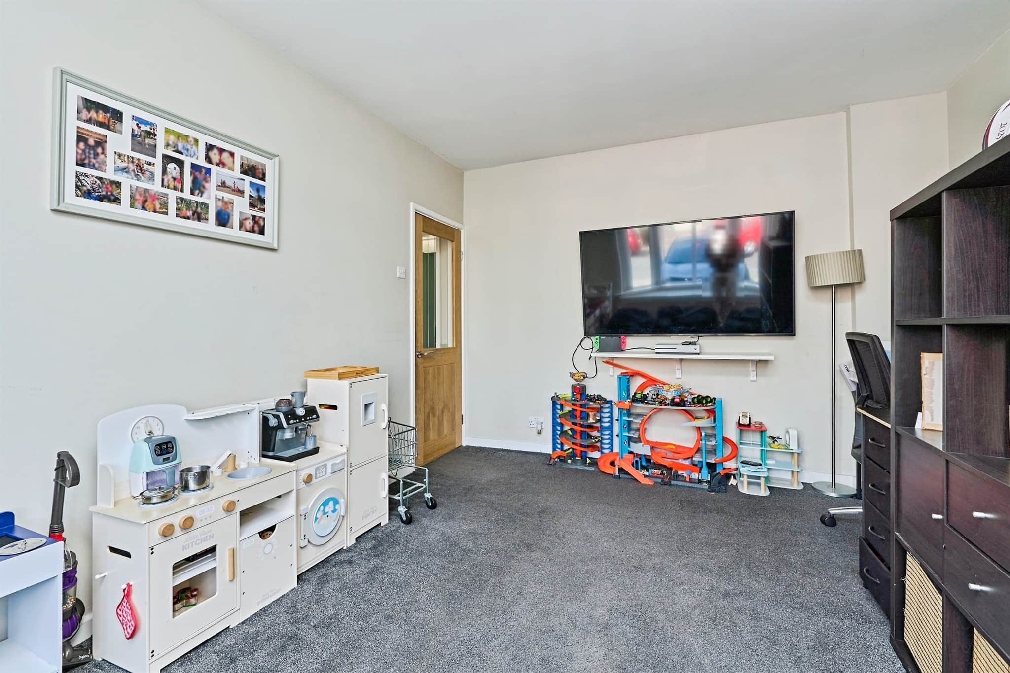 Property at Bunkers Hill Lane, Bilston
