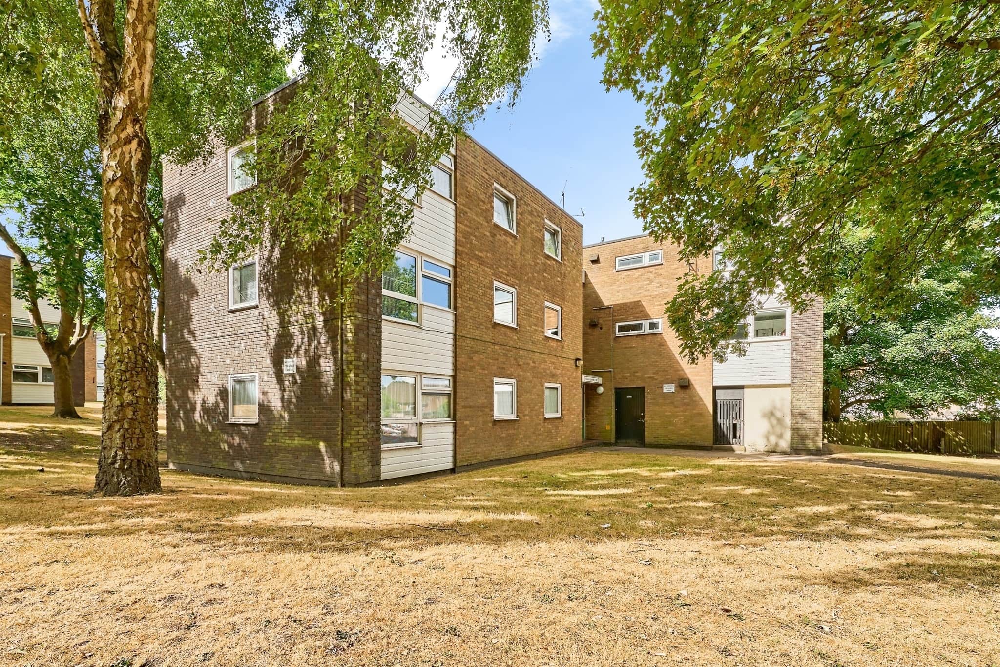 Property at Rosehill Gardens, Willenhall