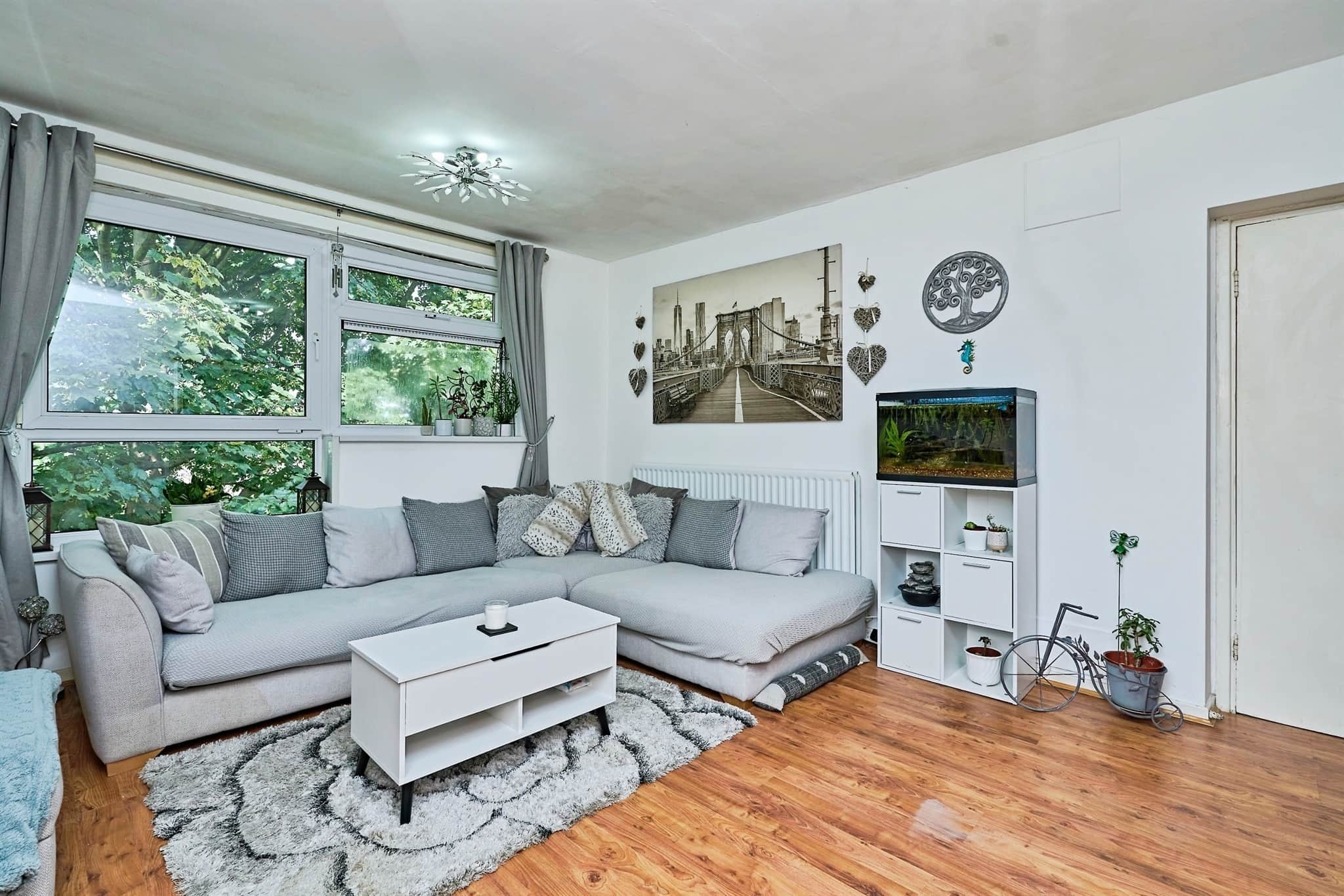 Property at Rosehill Gardens, Willenhall