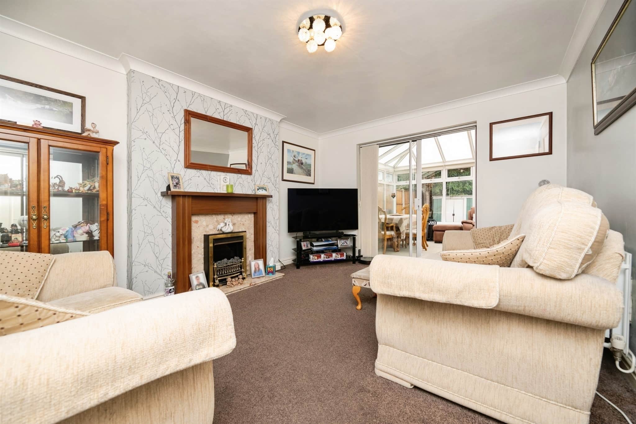 Property at Woodman Close, Wednesbury