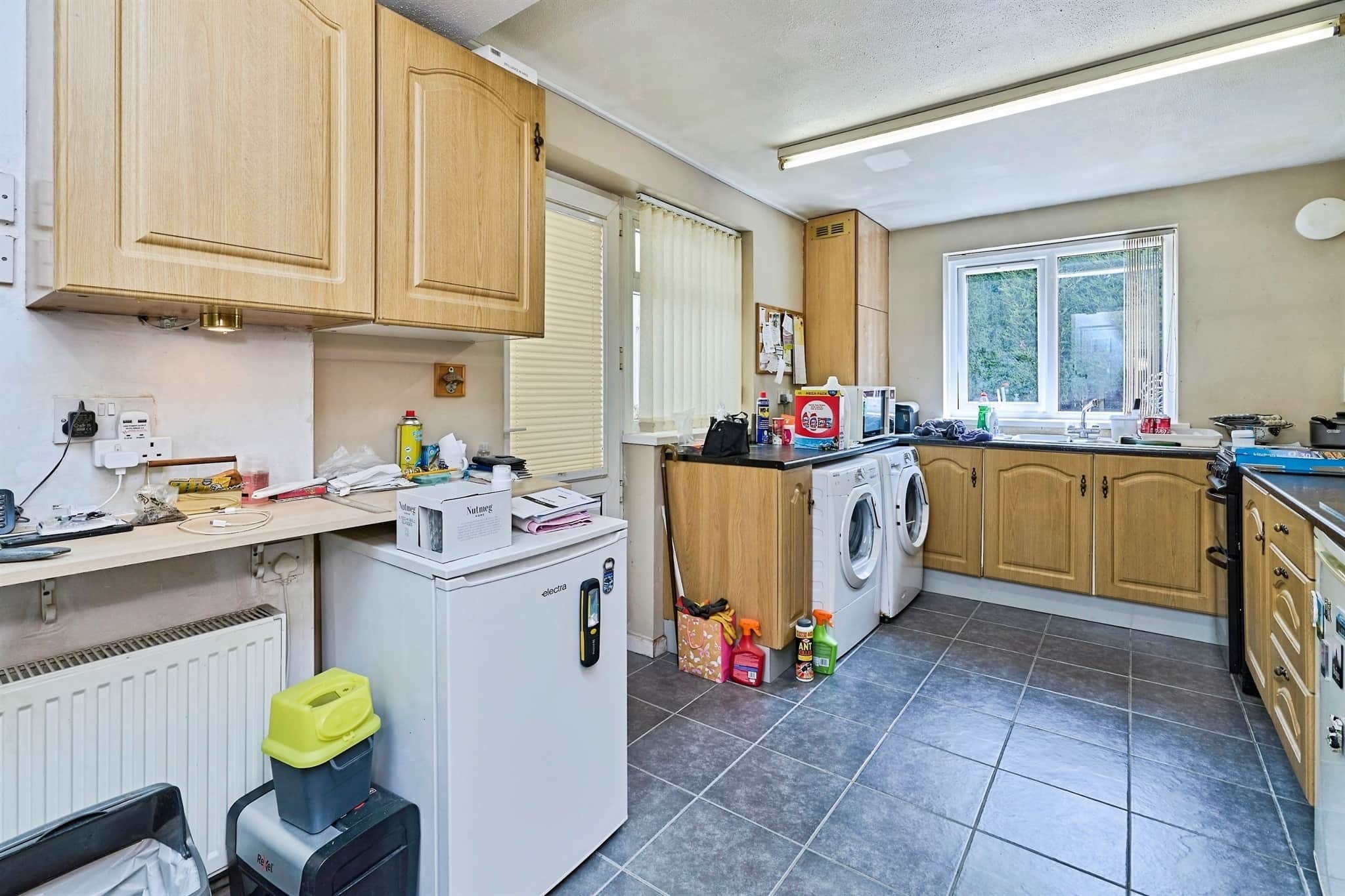 Property at Wooding Crescent, Tipton