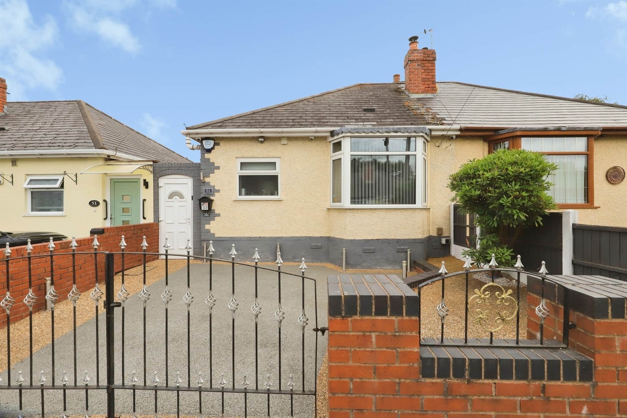 Property at Ward Grove, Wolverhampton