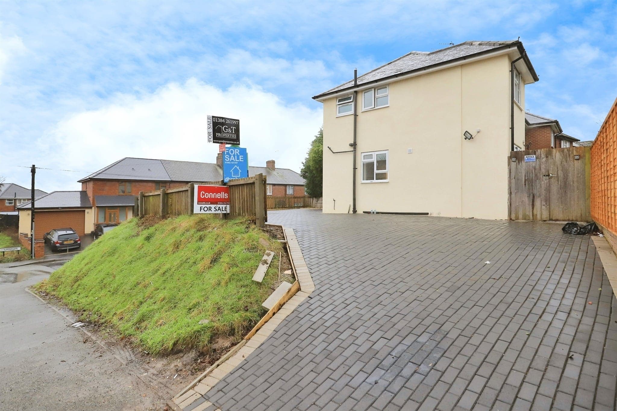 Property at Summergate, Dudley