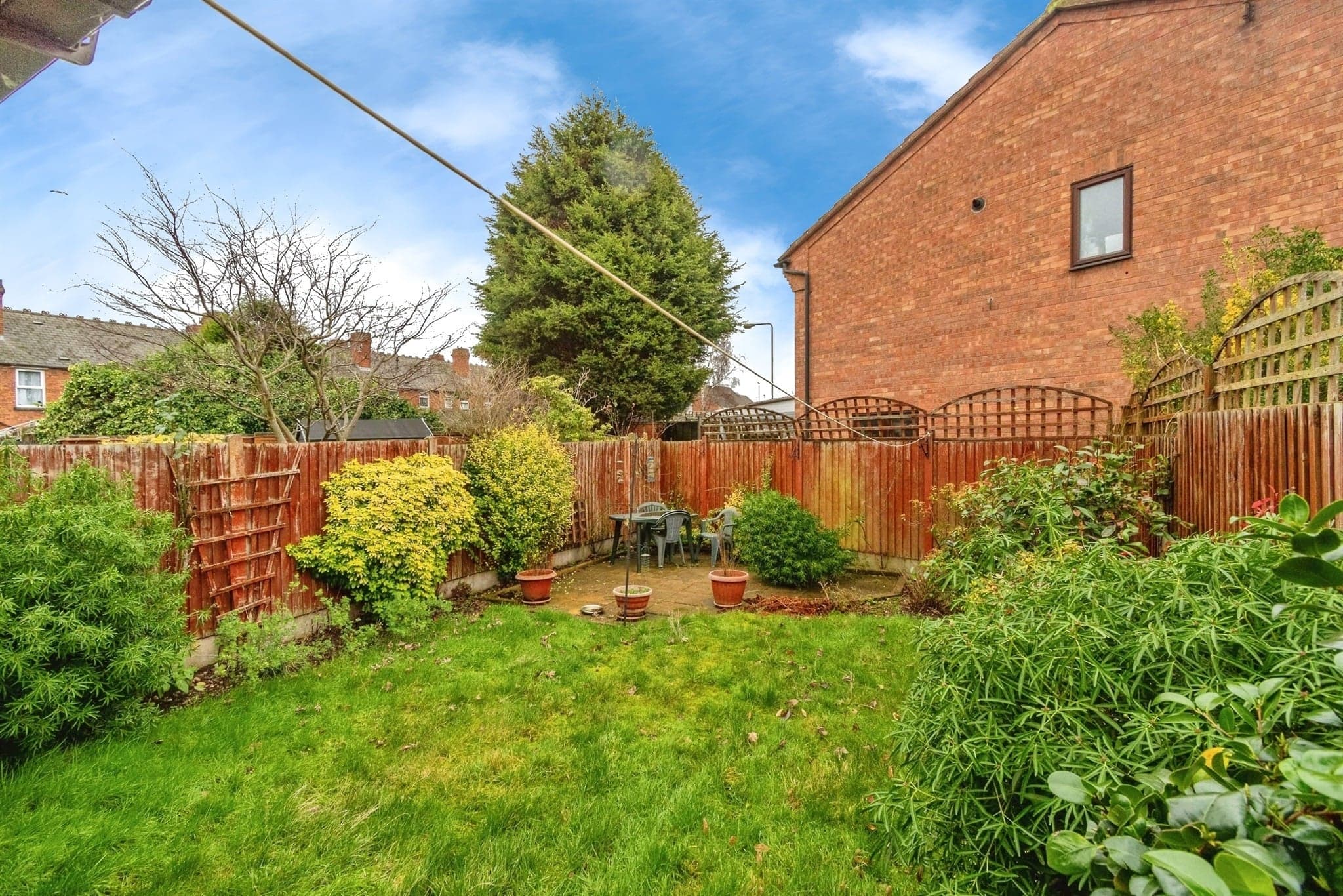 Property at Peel Close, Darlaston, Wednesbury