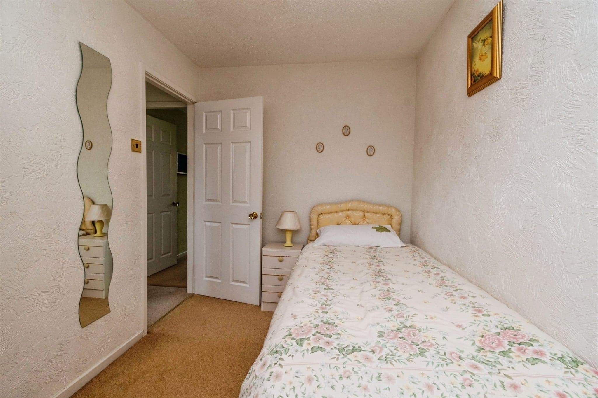 Property at Peel Close, Darlaston, Wednesbury