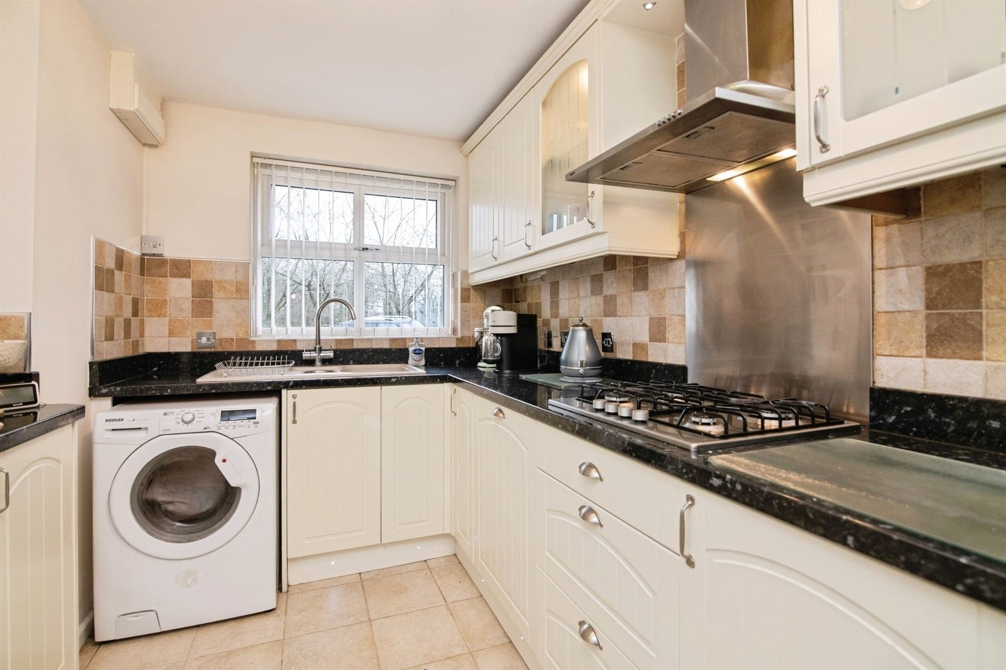 Property at Devine Croft, Tipton