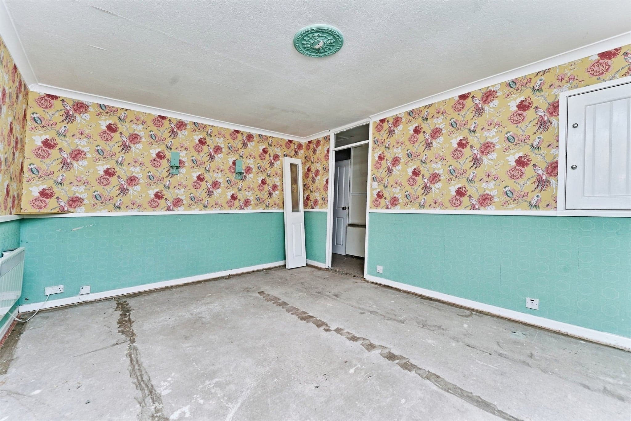 Property at Cinder Way, Wednesbury