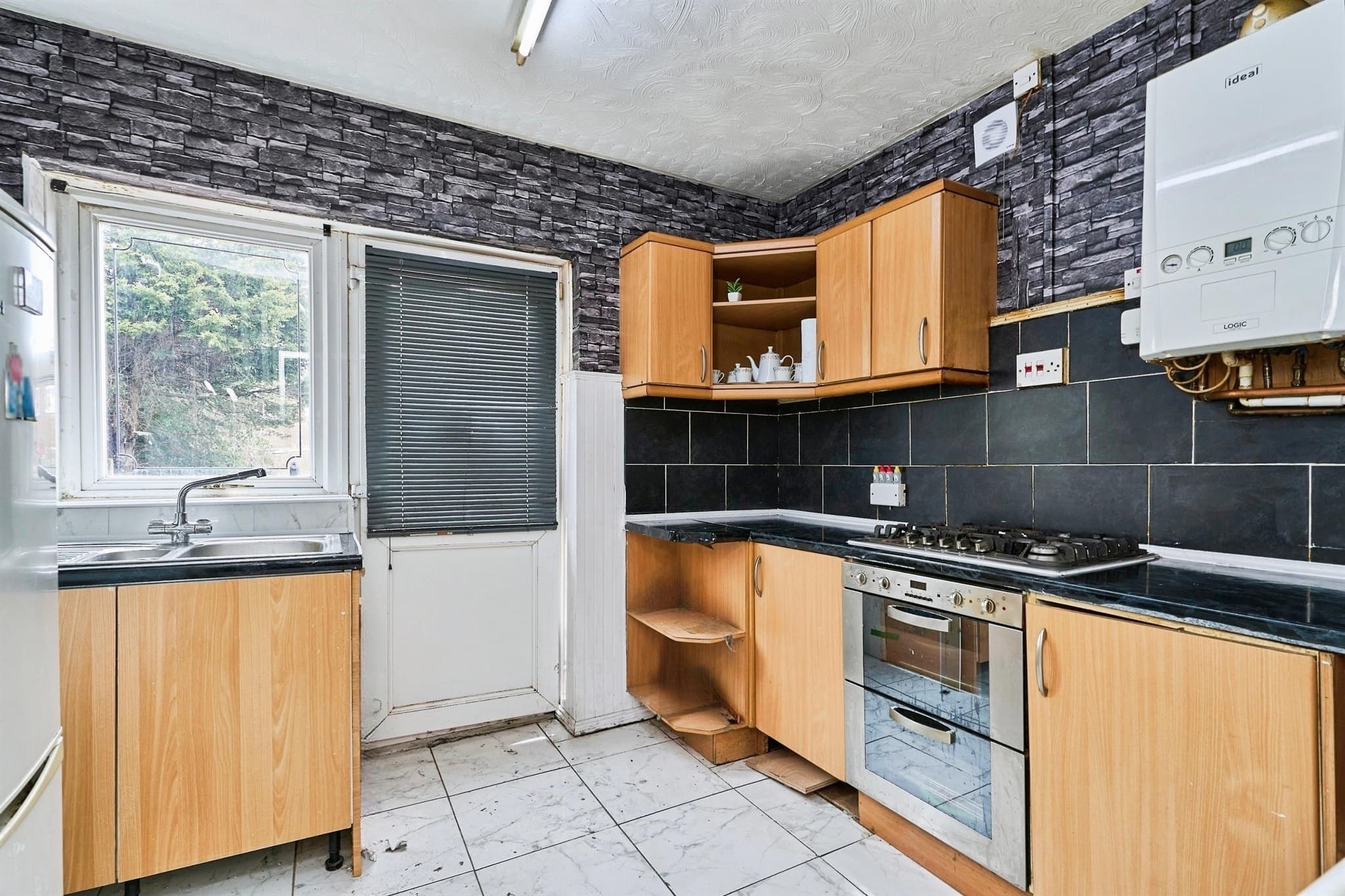 Property at Allerton Lane, West Bromwich