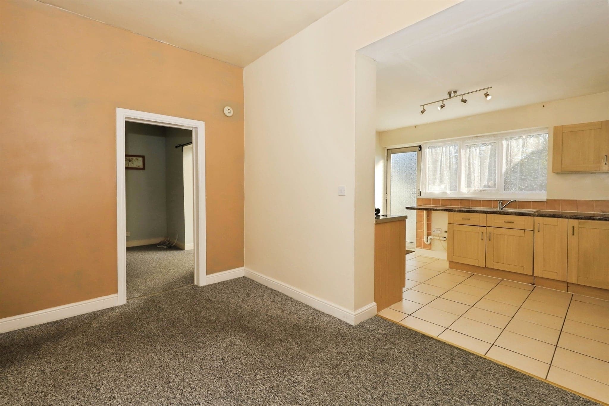 Property at Green Lanes, Bilston